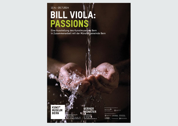 Bill Viola, Ablutions, 2005. Video-Diptychon, Farbe, Plasmabildschirm. 101.5 x 122 x 10.8 cm, 7:01 Minuten. Foto: Kira Perov - © Bill Viola Studio