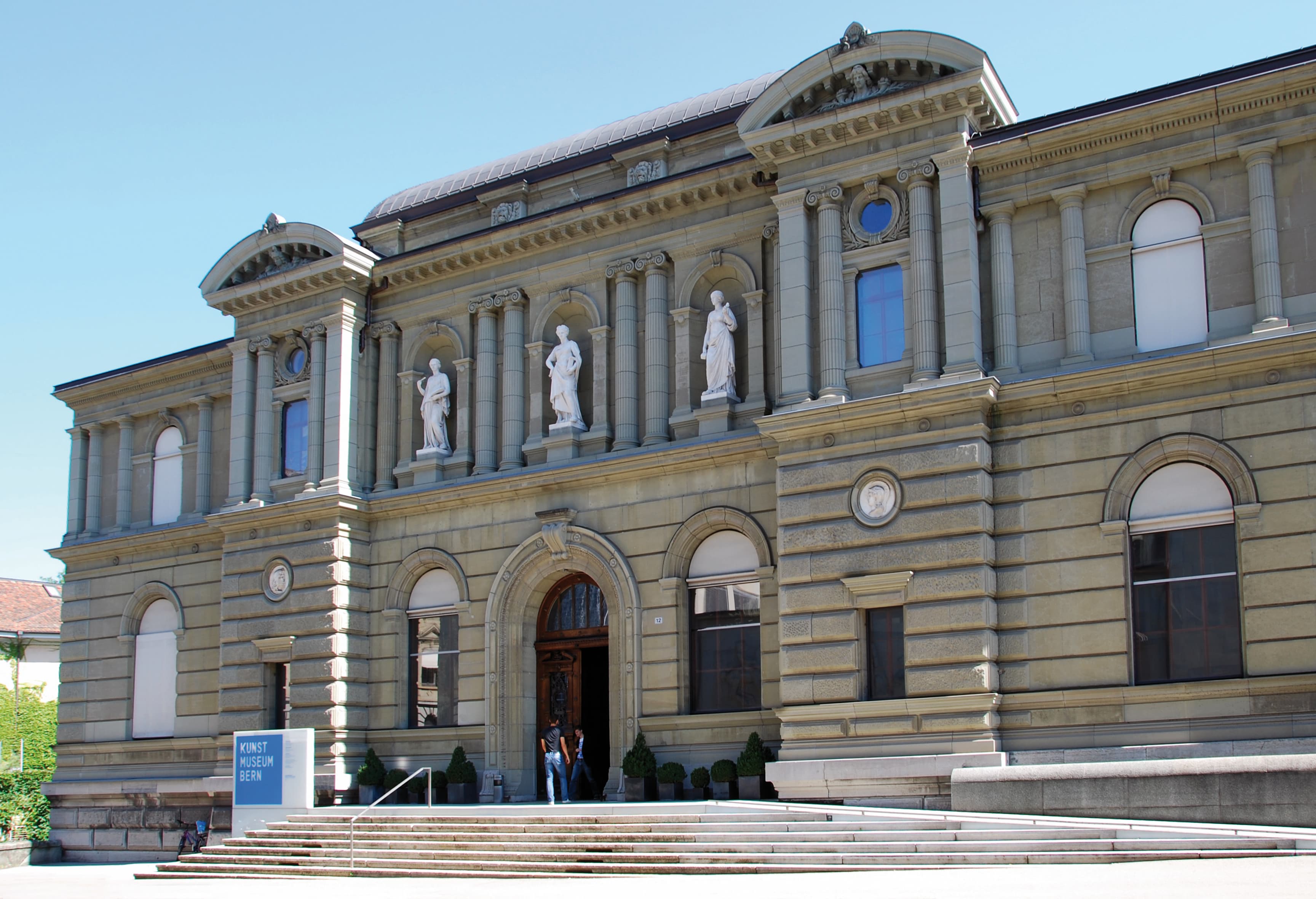 Aussenansicht vom Kunstmuseum Bern in der Hodlerstrasse