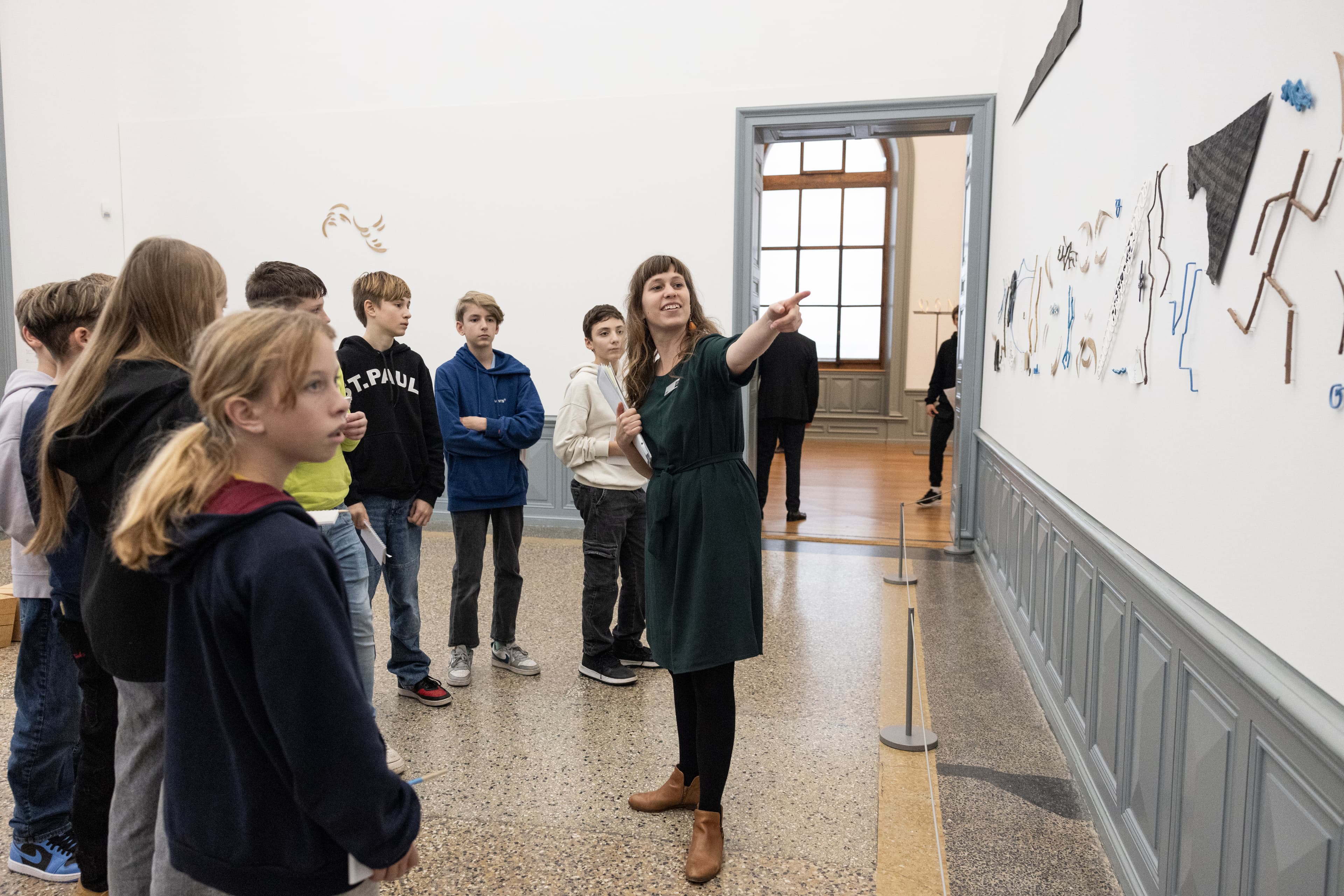 Schulklasse im Kunstmuseum Bern